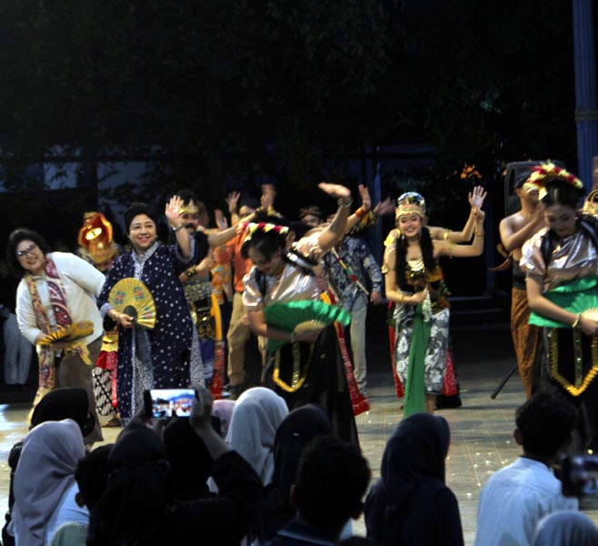 You are currently viewing Ada Kejutan Lagi, Tari “Bedhaya Jumpara” Disajikan Tujuh Lelaki