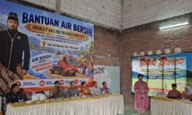 Sinuhun Antar Bantuan Air Bersih di Wilayah Kekeringan di Wonogiri