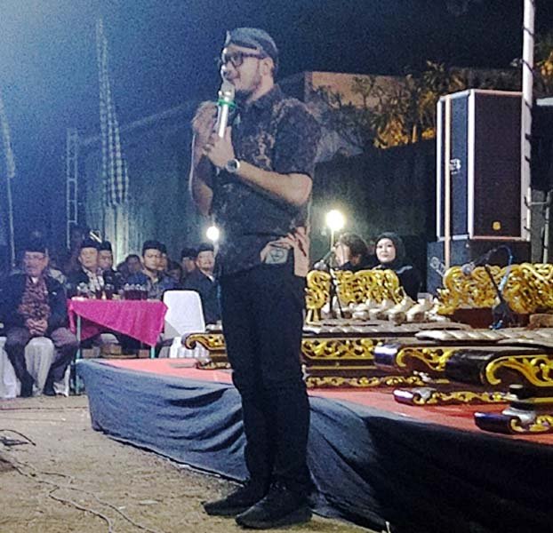 Read more about the article Sinuhun PB XIV Hangabehi “Membuka” Pesta Rakyat Desa Segaran, Klaten