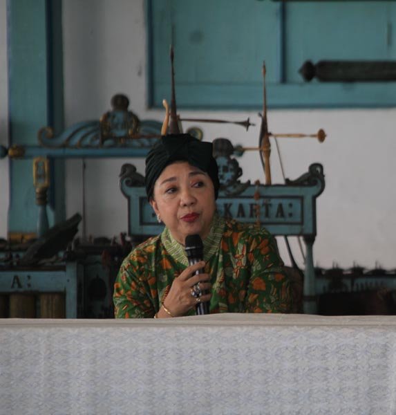 Read more about the article Revitalisasi Fisik Bangunan Berjalan, Karya-karya Nonfisik Juga Dirawat