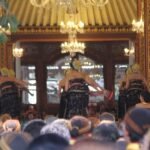 Setelah Tertunda 9 Bulan, Akhirnya Sinuhun PB XIV Hangabehi Jumeneng-nata (seri 2-bersambung)